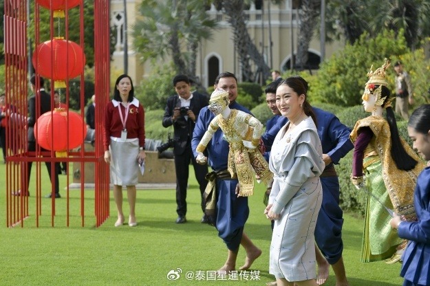 蘭加的行為